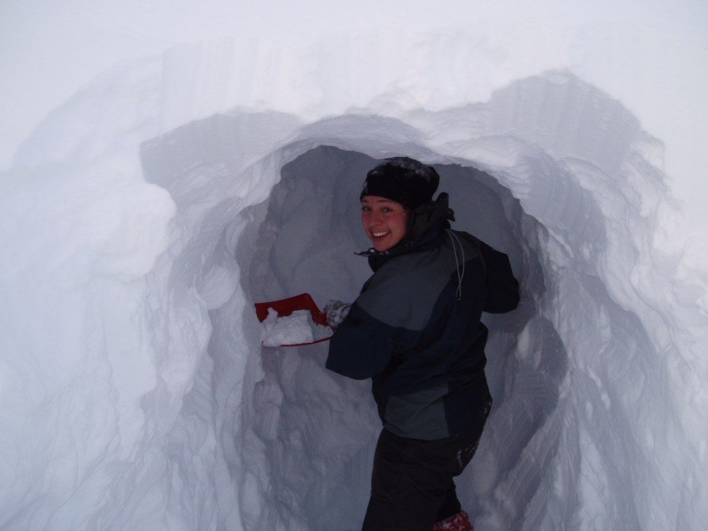 kv-finse-nyttar-04-05-024 Perfekt sted og snø for snøhule