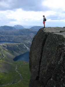 Nesten på Bjørndalsnuten