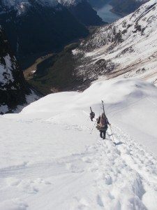 På vei ned fra Flatbrehytta til Øygarden