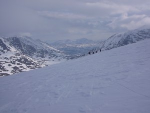 Lite snø fra Gråhøe og innover mot Dørålen