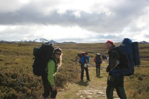 Sandra, Merete og Lars på vei inn i Rondane fra Brekkeseter