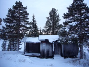 Kvitfjellhyttas kombinerte anneks, do og hundeavdeling