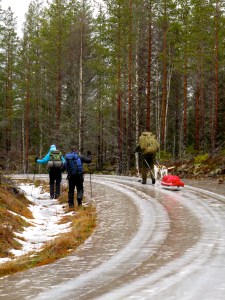Ja, så var det det med pulk på grus...
