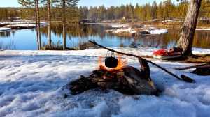 Kaffebesøk langs elvebredden