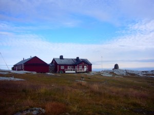 Blåhammarstugan - øverst på fjellet med utsikt i alle himmelretninger