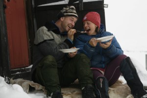 Romantisk seterflørt på trappen:-)