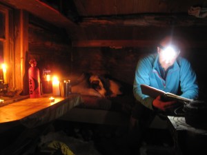 Lesing av hyttebok...